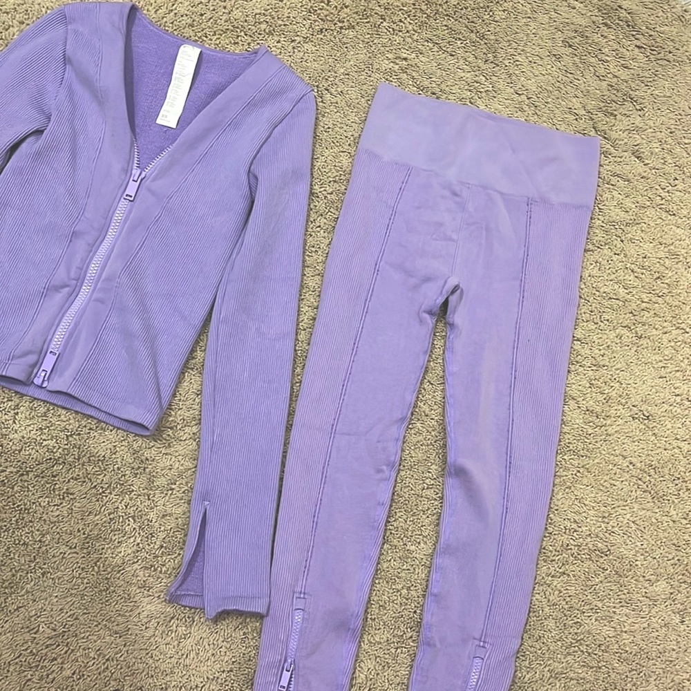 Fabletics Set - image 1